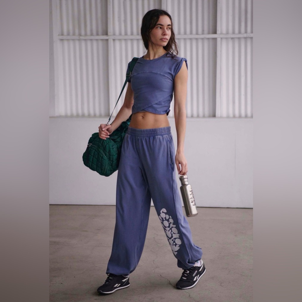 Free People Movement Hot Shot Logo Crossover Set | NWT Blue Indigo